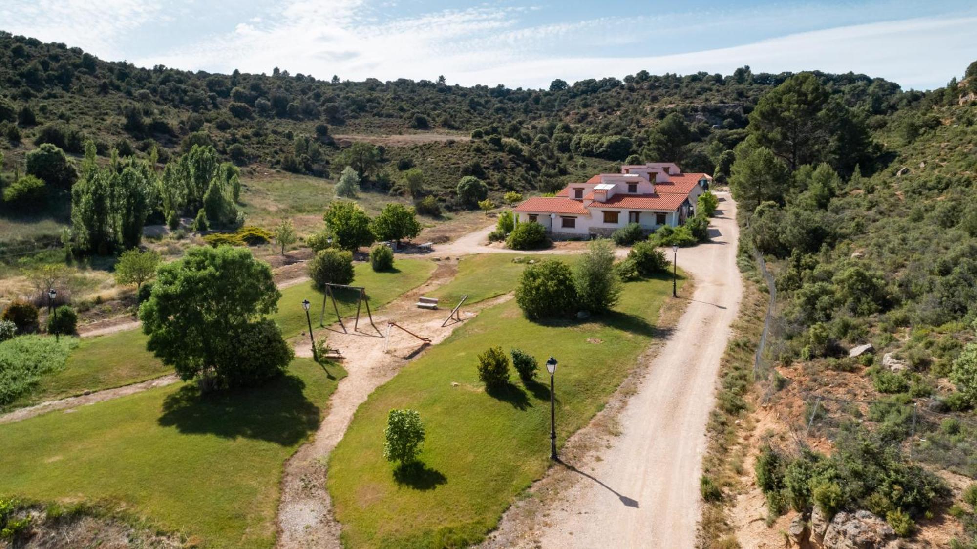El Moral Centro De Turismo Rural Valdecanas Экстерьер фото